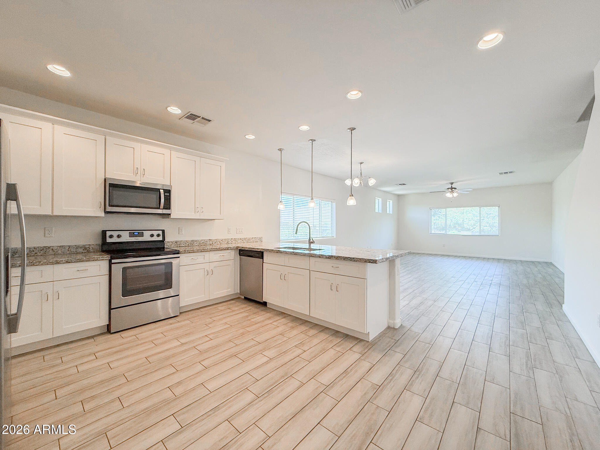1741 West Pollack Street Phoenix, AZ 85041 - Photo 10 of 33
