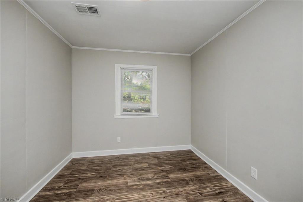 411 Hobson Street High Point, NC 27260 - Photo 5 of 8