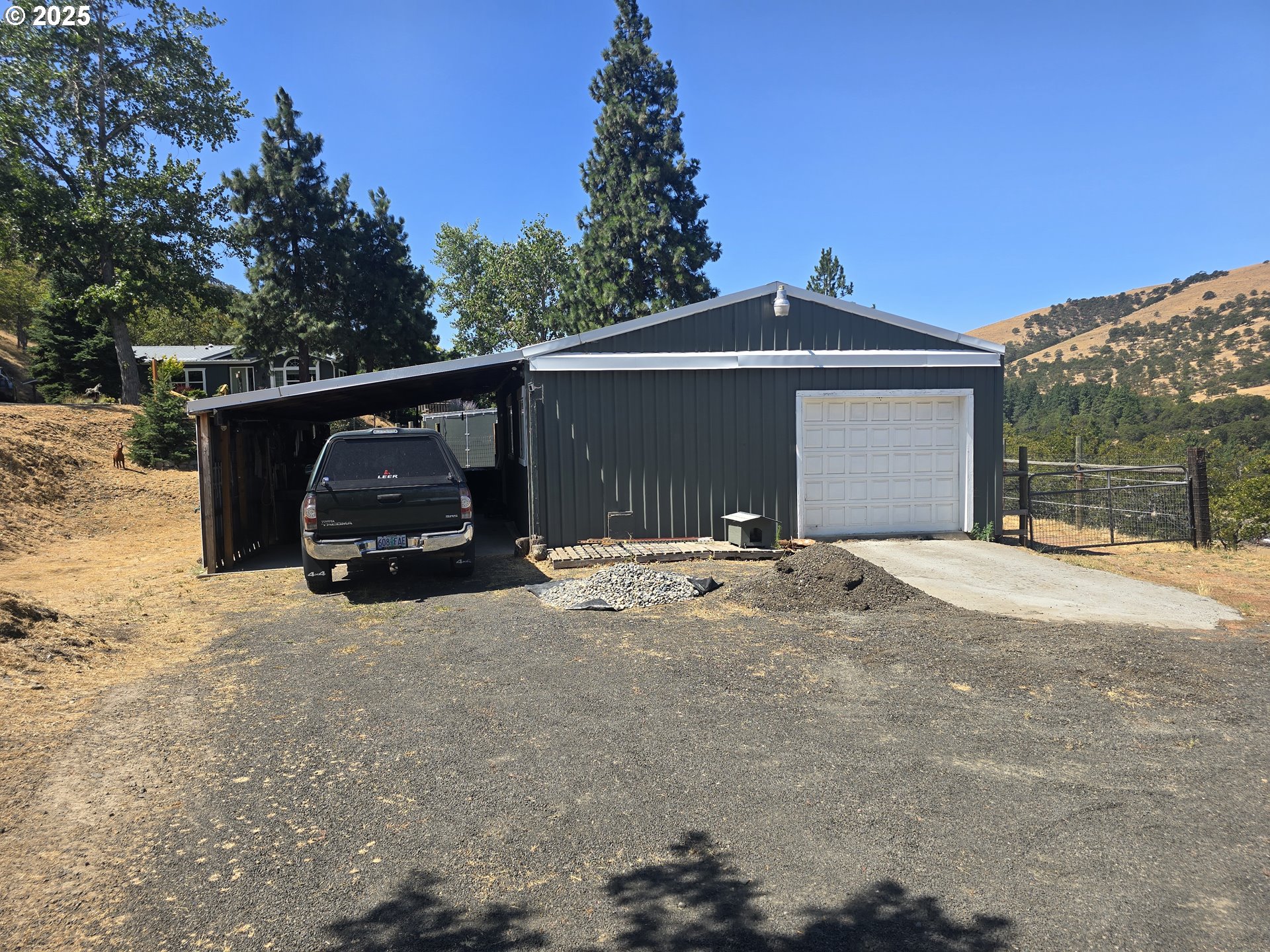 6412 Cherry Heights Road The Dalles, OR 97058 - Photo 27 of 48