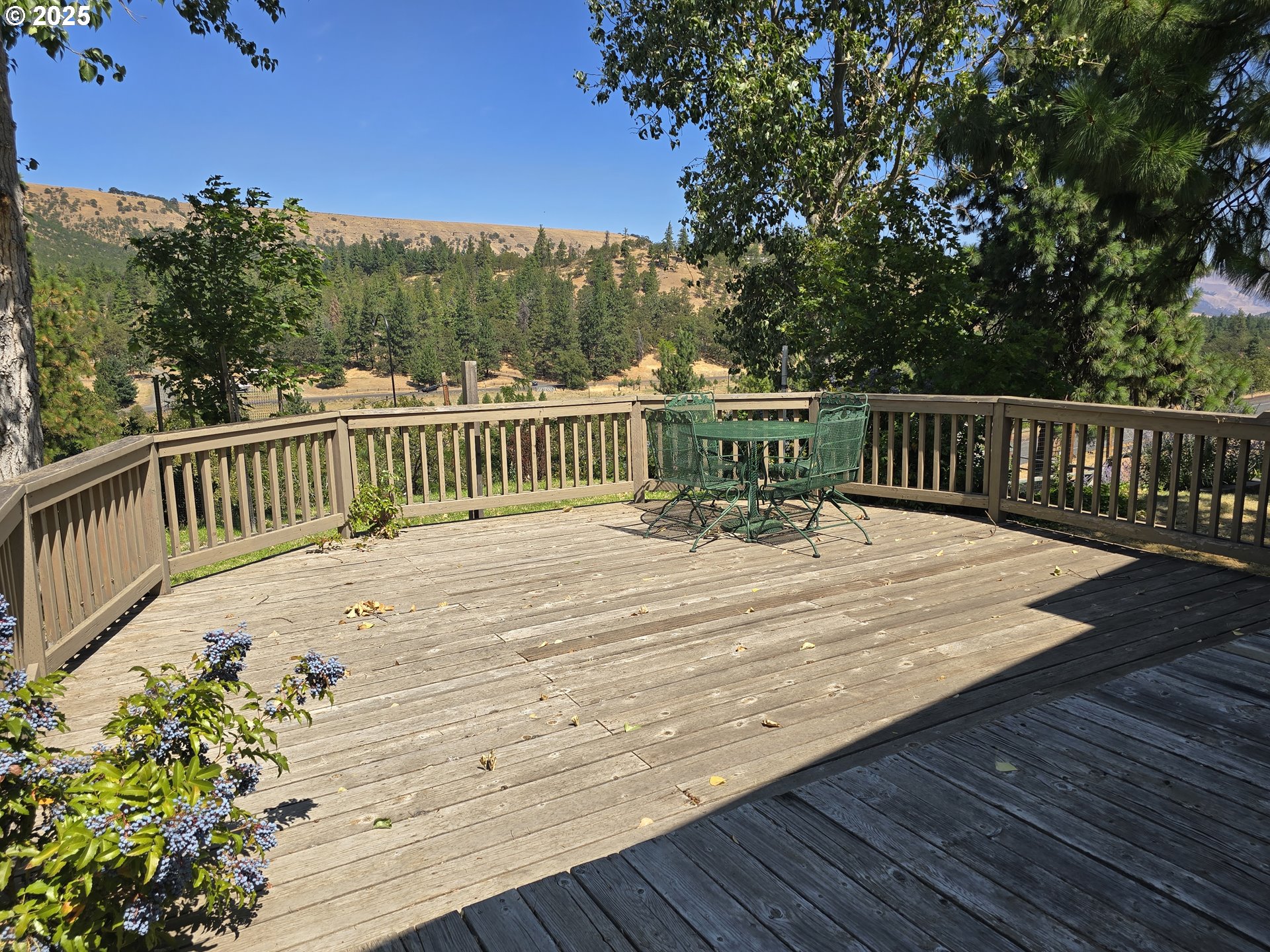 6412 Cherry Heights Road The Dalles, OR 97058 - Photo 36 of 48