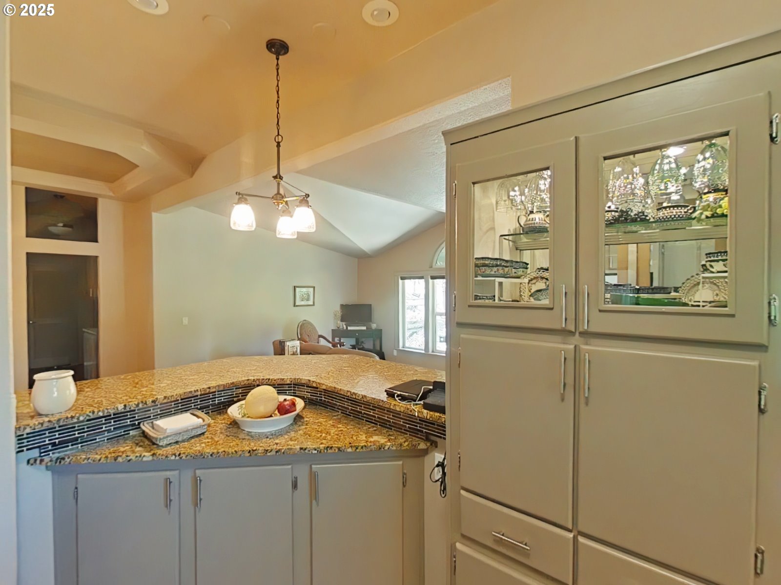 6412 Cherry Heights Road The Dalles, OR 97058 - Photo 6 of 48