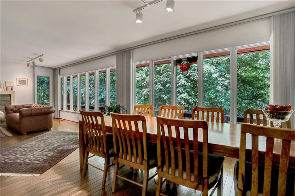 7928 Spring Mill Road Indianapolis, IN 46260 - Photo 16 of 47 Gallery Image 16
