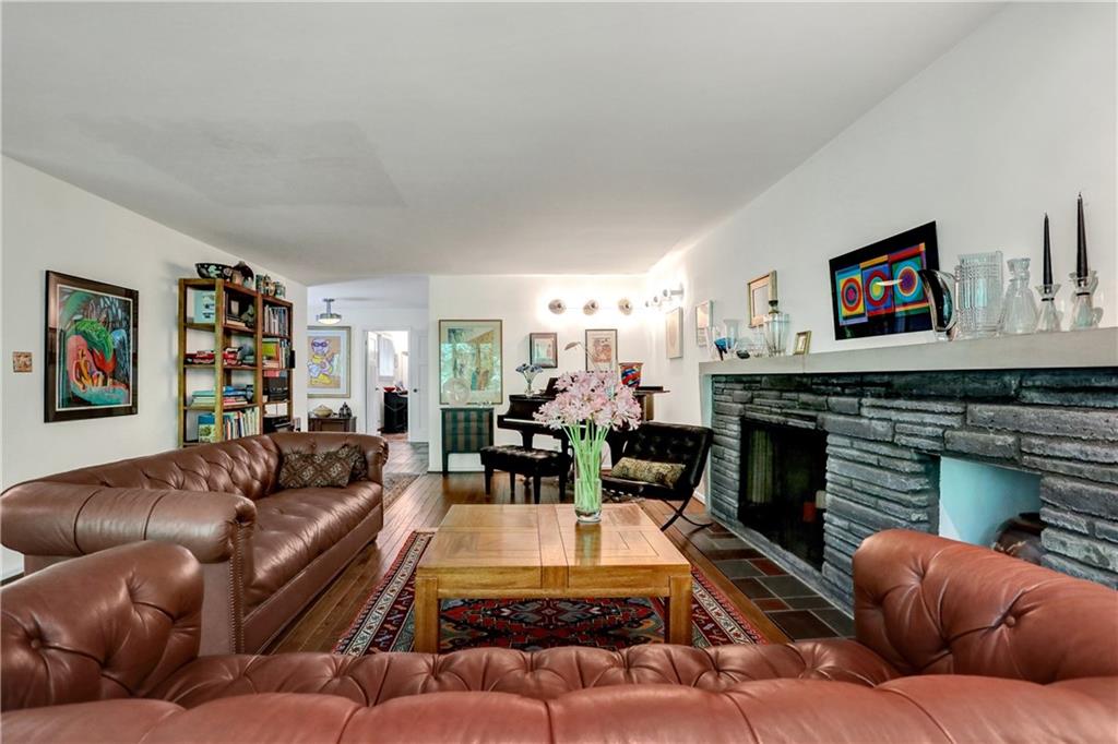 7928 Spring Mill Road Indianapolis, IN 46260 - Photo 20 of 47 Gallery Image 20