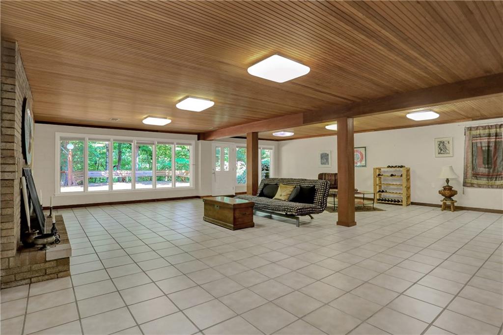 7928 Spring Mill Road Indianapolis, IN 46260 - Photo 31 of 47 Gallery Image 31