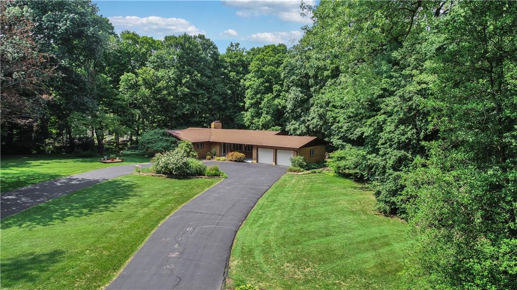 7928 Spring Mill Road Indianapolis, IN 46260 - Photo 46 of 47 Gallery Image 46