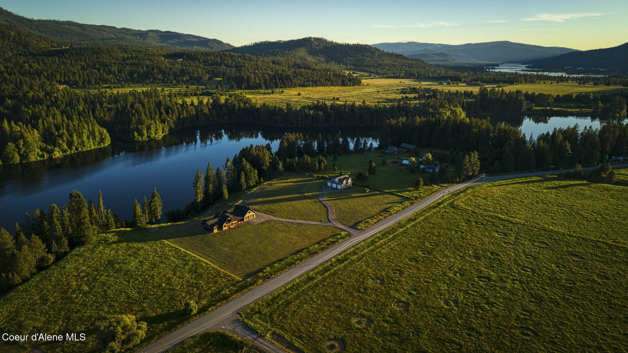 4450 Dufort Road Sagle, ID 83860 - Photo 77 of 81 Water View