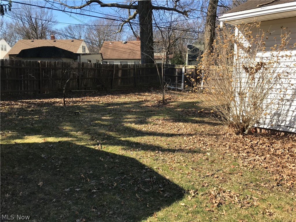 4028 Dartford Road South Euclid, OH 44121 - Photo 12 of 13