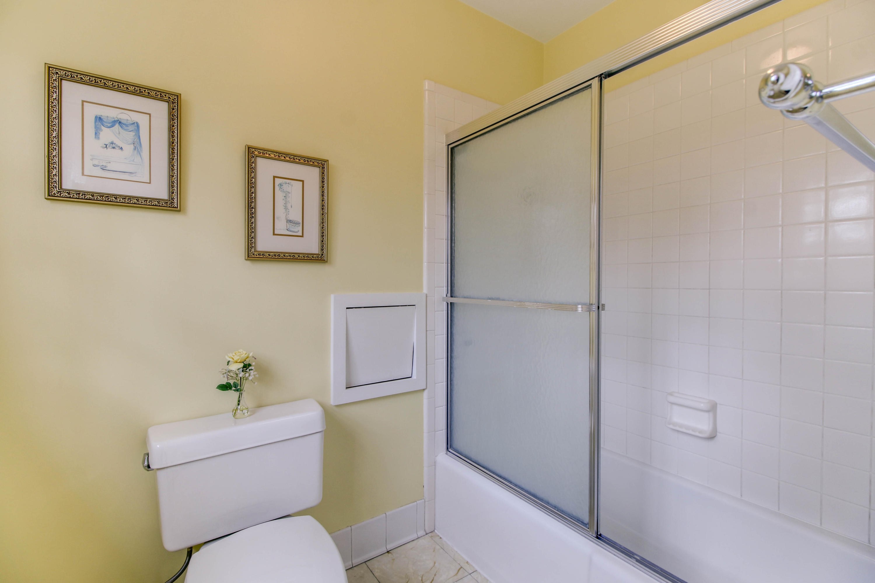 3866 Winding Way Road Southwest Roanoke, VA 24015 - Photo 38 of 71 Upper Level Master Bathroom