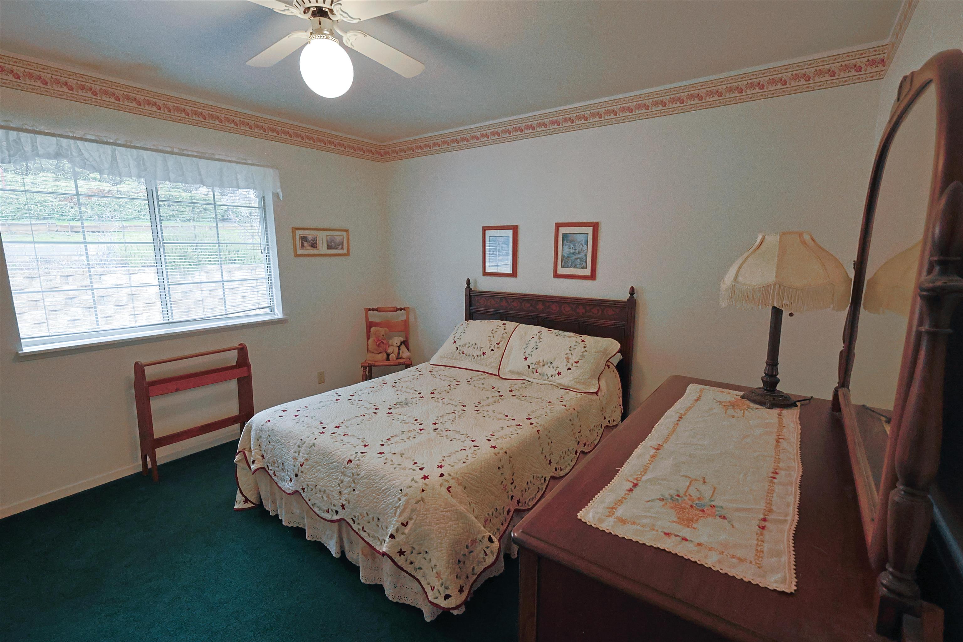 215 Humbug Road Yreka, CA 96097 - Photo 15 of 28 Gallery Image 15