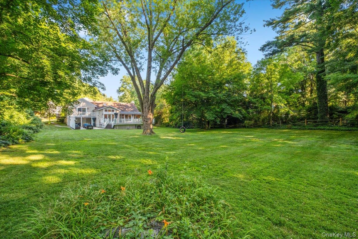 372 Fort Hill Road Scarsdale, NY 10583 - Photo 29 of 40 Enjoy the expansive park-like 0.79 acre level yard