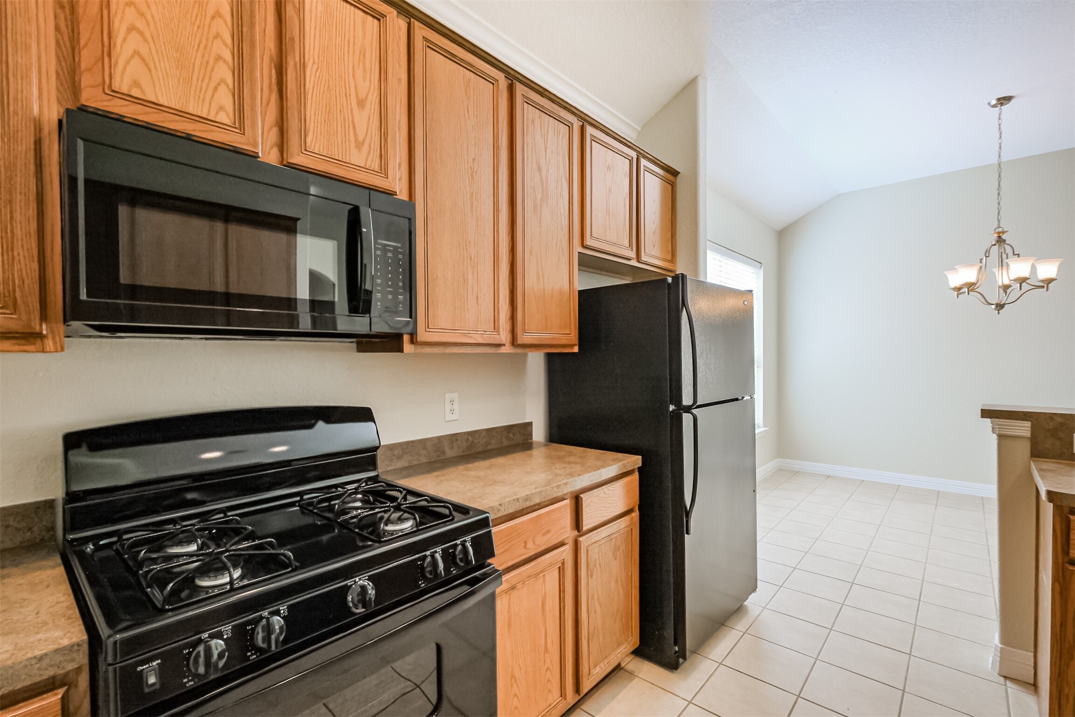 5811 Ranch Riata Court Katy, TX 77449 - Photo 16 of 35