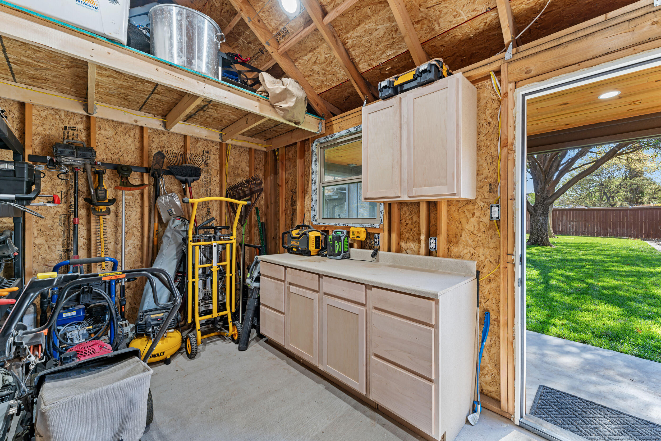 4105 87th Street Lubbock, TX 79423 - Photo 33 of 34 LowRes_4105_87_133