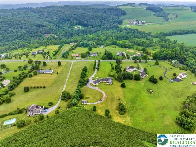 $750,000 | 123 Kohlers Hill Road, Kutztown, PA 19530