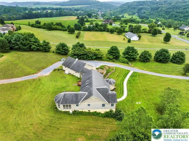$750,000 | 123 Kohlers Hill Road, Kutztown, PA 19530
