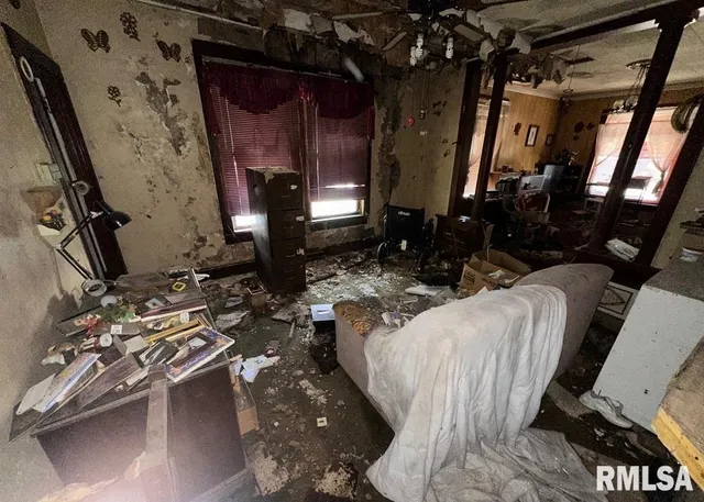 $14,000 | 471 East 1st Street, Galesburg, IL 61401