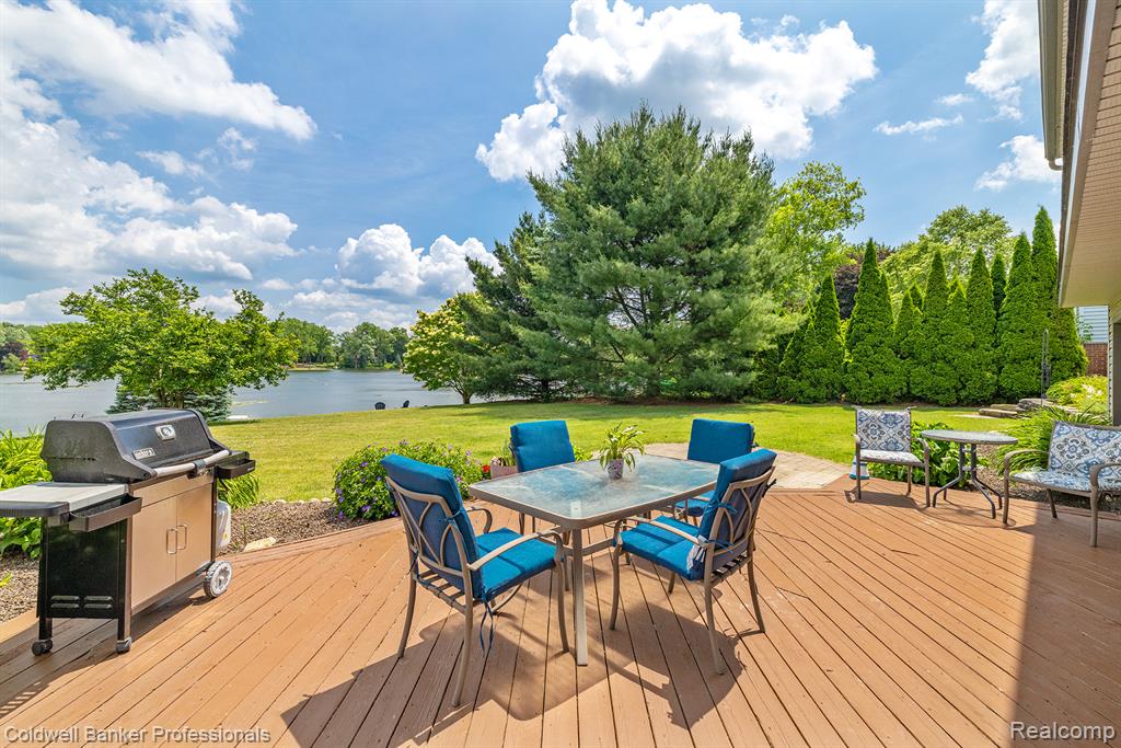 3093 Ripple Way White Lake, MI 48383 - Photo 39 of 44 Gallery Image 39