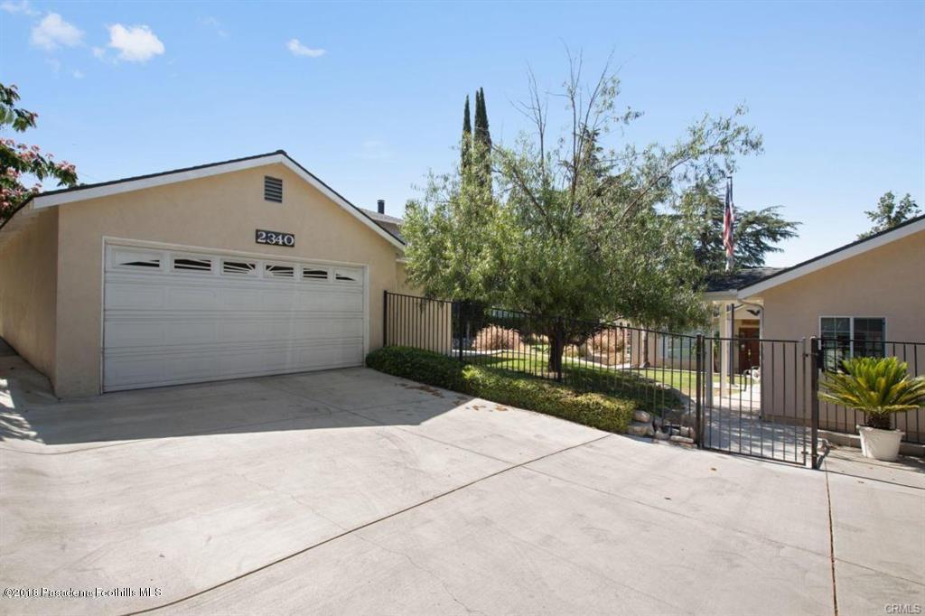2340 Caldero Lane Montrose, CA 91020 - Photo 10 of 10 a view of a back yard of the house