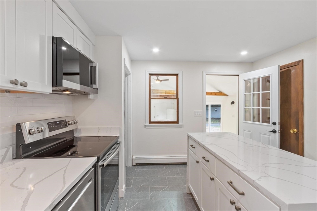 29 Tyler Road Townsend, MA 01469 - Photo 19 of 41