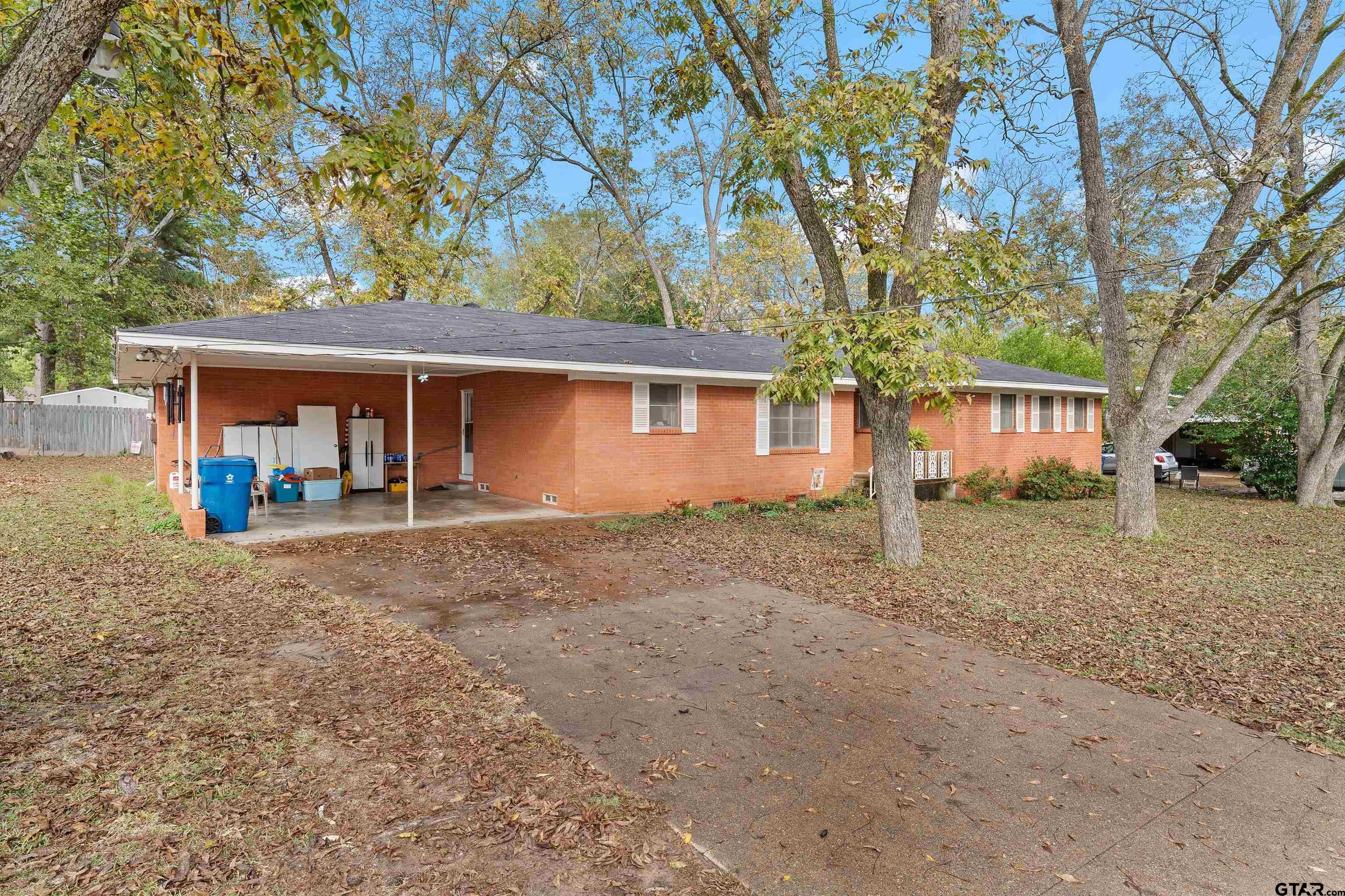 387 Hill Avenue Rusk, TX 75785 - Photo 3 of 26