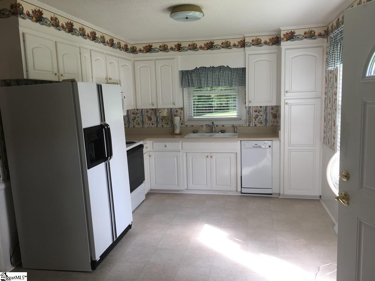 40 Pinecrest Road Lyman, SC 29365 - Photo 5 of 21