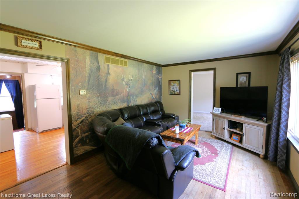 9277 North Clio Road Clio, MI 48420 - Photo 4 of 21