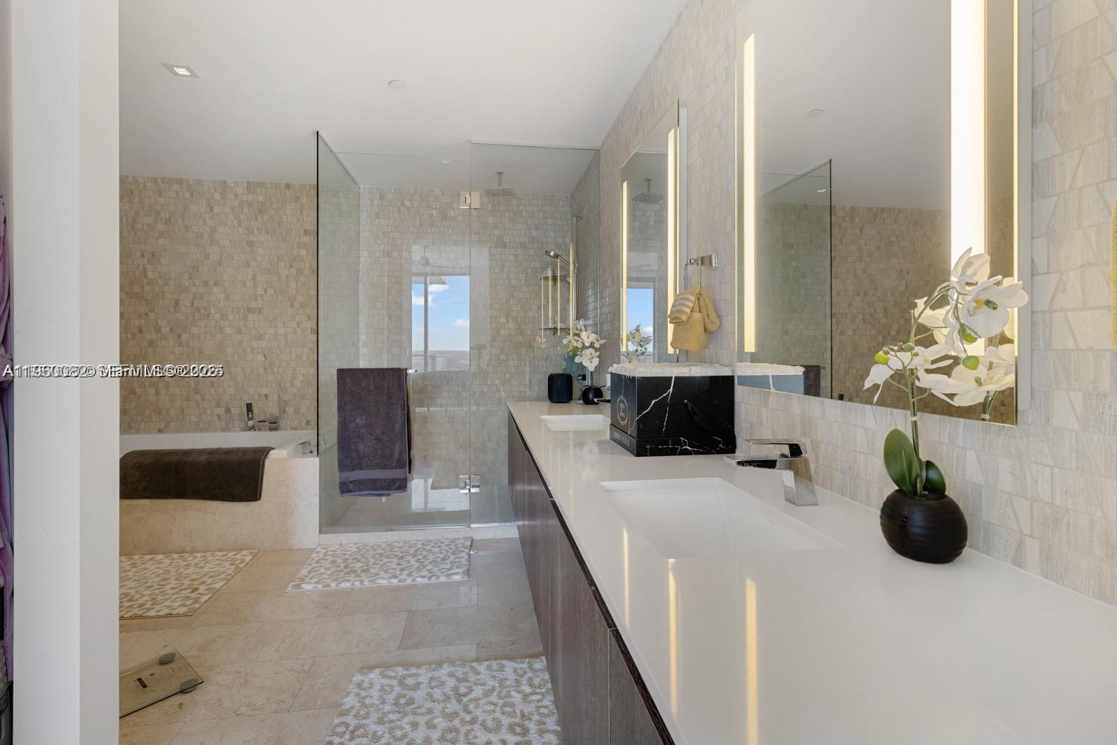 88 Southwest 7th Street, Unit 3410 Miami, FL 33130 - Photo 14 of 31