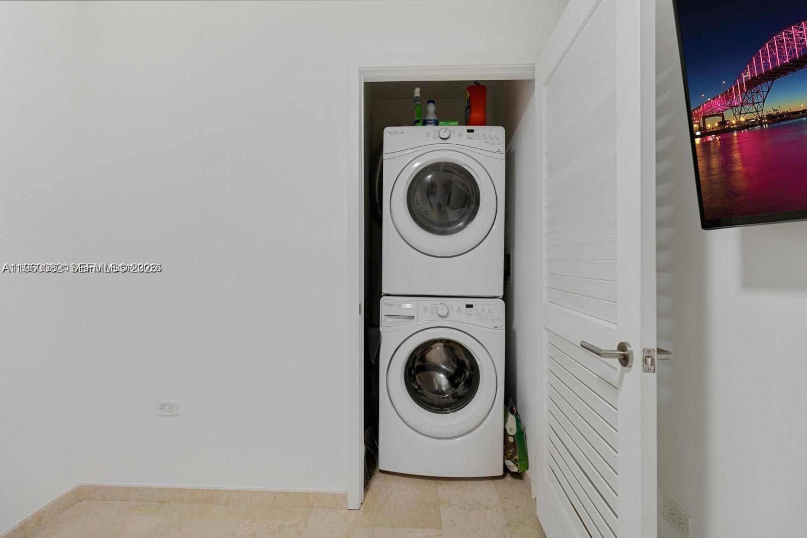 88 Southwest 7th Street, Unit 3410 Miami, FL 33130 - Photo 22 of 31