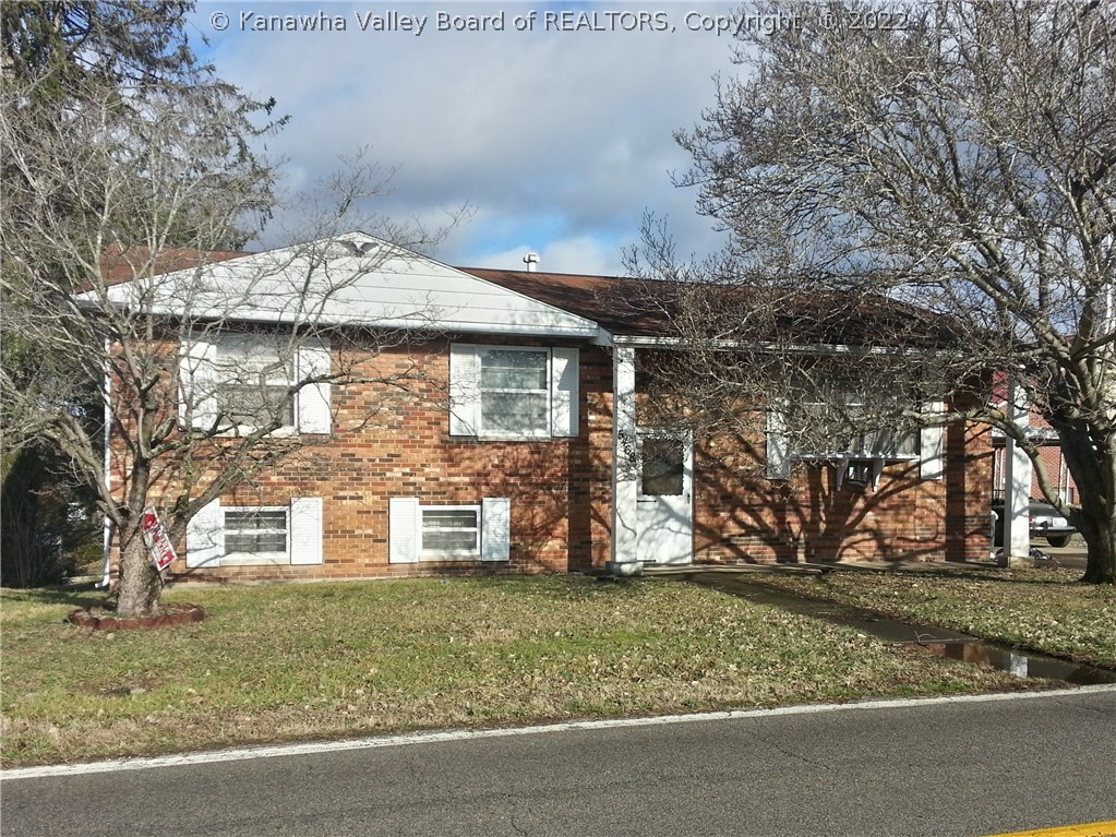 5468 West Pea Ridge Road Huntington, WV 25705 - Photo 1 of 12 Gallery Image 1