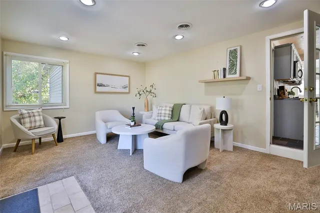 $235,000 | 5233 Parker Avenue, St. Louis, MO 63139