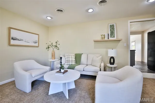 $235,000 | 5233 Parker Avenue, St. Louis, MO 63139