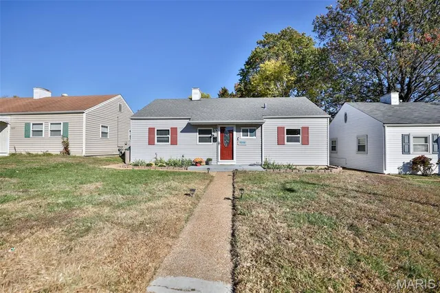 $235,000 | 5233 Parker Avenue, St. Louis, MO 63139