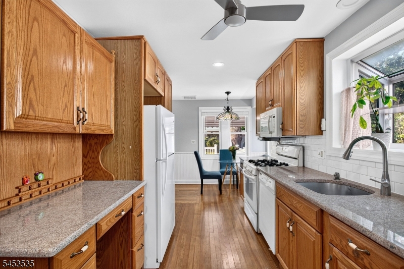 1 Perry Place Springfield, NJ 07081 - Photo 18 of 25 Gallery Image 18