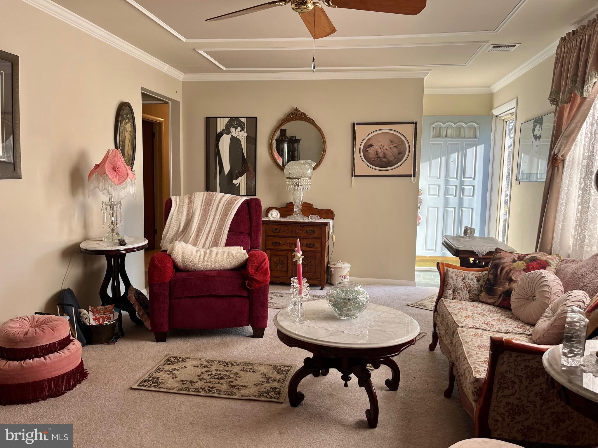 3 James Circle Denver, PA 17517 - Photo 8 of 27 Living room