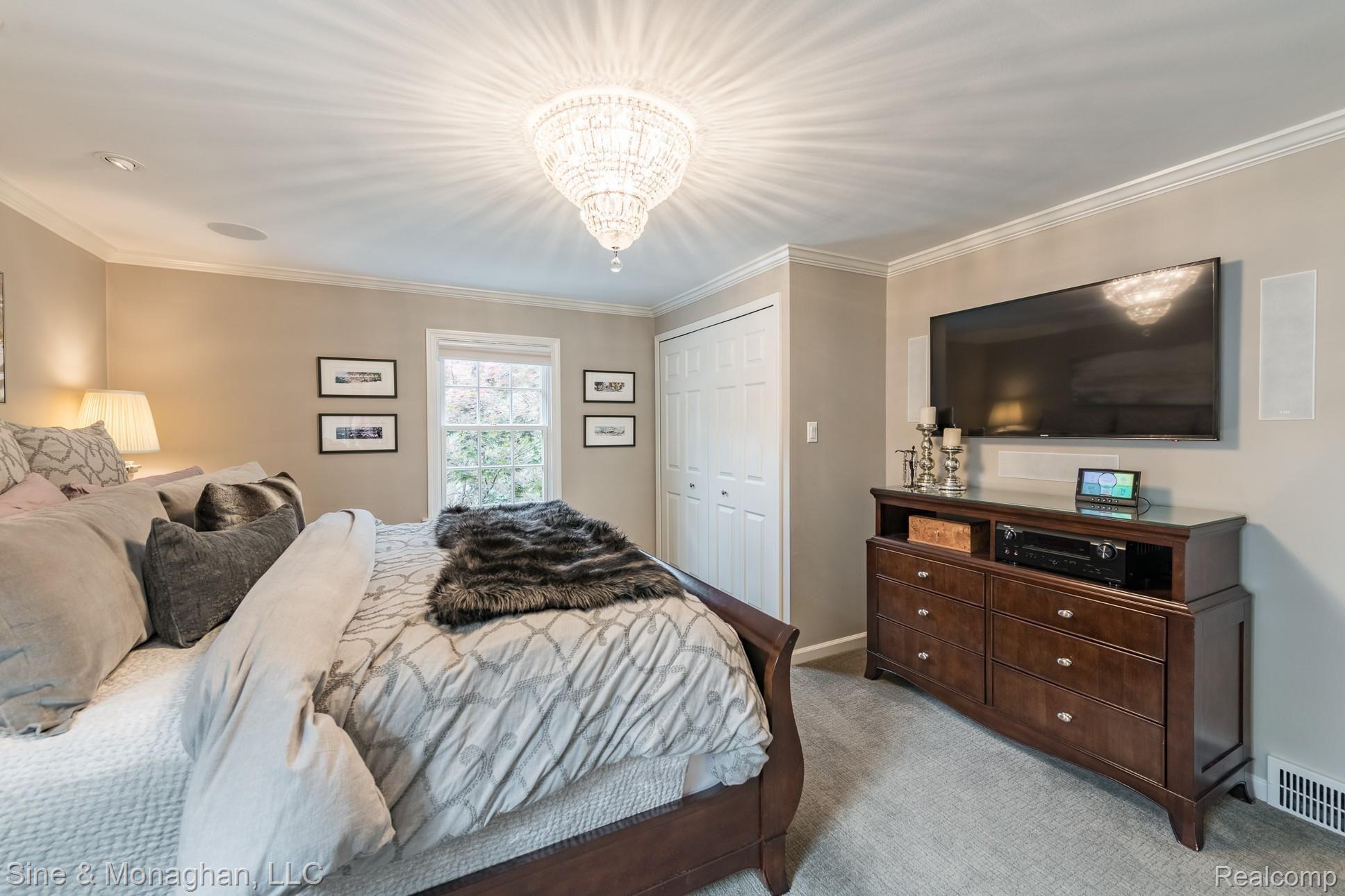 689 Fisher Road Grosse Pointe, MI 48230 - Photo 35 of 58 DSC_1989-HDR.jpg