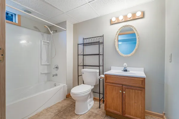 $390,000 | 2611 West Glendale Avenue, Appleton, WI 54914