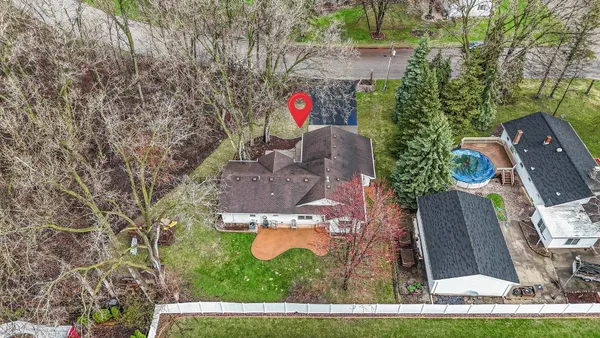 $390,000 | 2611 West Glendale Avenue, Appleton, WI 54914