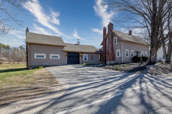 $379,900 | 1533 Province Lake Road, Effingham, NH 03882
