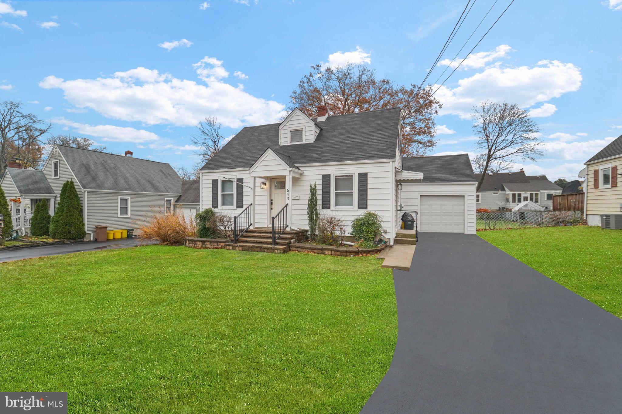 643 Concord Circle Ewing, NJ 08618 - Photo 2 of 35