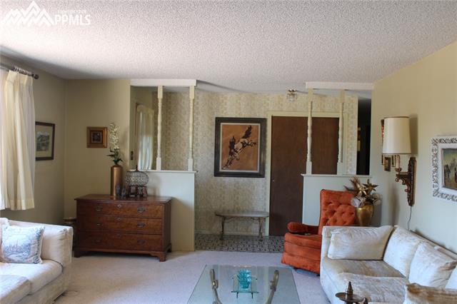 1364 York Road Colorado Springs, CO 80918 - Photo 8 of 9 Gallery Image 8