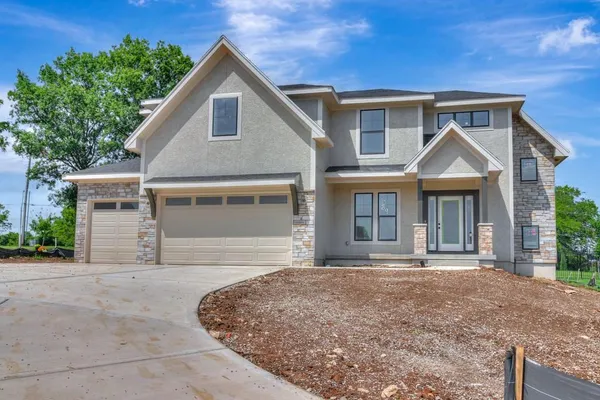 $615,000 | 2609 Northeast Amanda Lane, Blue Springs, MO 64029