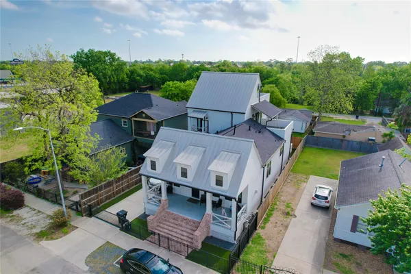 $400,000 | 1108 Archer Street, Houston, TX 77009