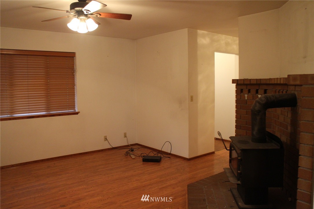 2230 Martin Road Mount Vernon, WA 98273 - Photo 5 of 13 Gallery Image 5