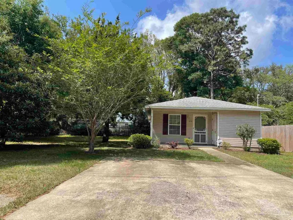 $1,250 | 6208 St Ann Avenue, Milton, FL 32570