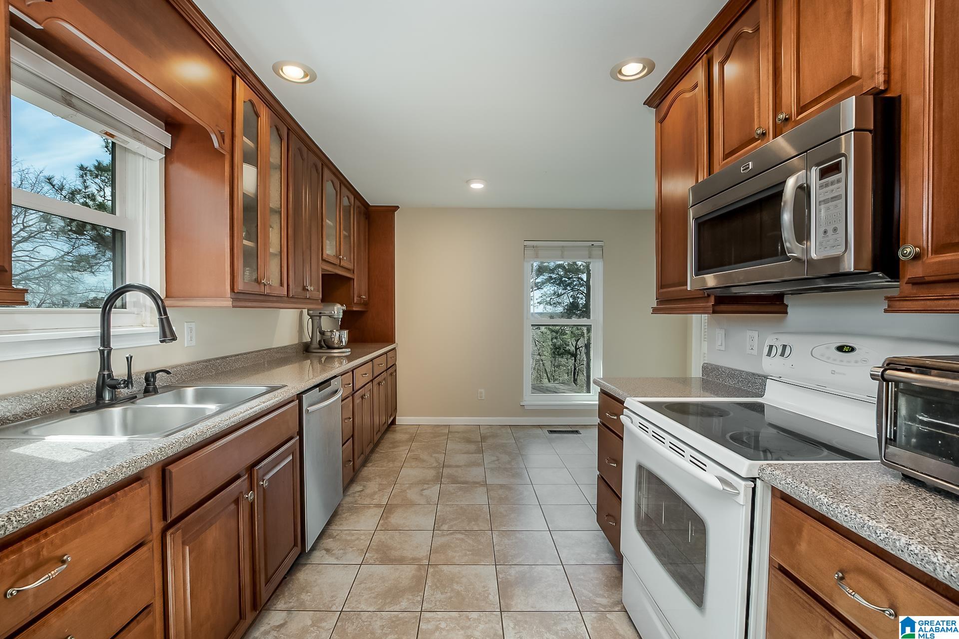 1409 Old Boston Road Alabaster, AL 35007 - Photo 10 of 31