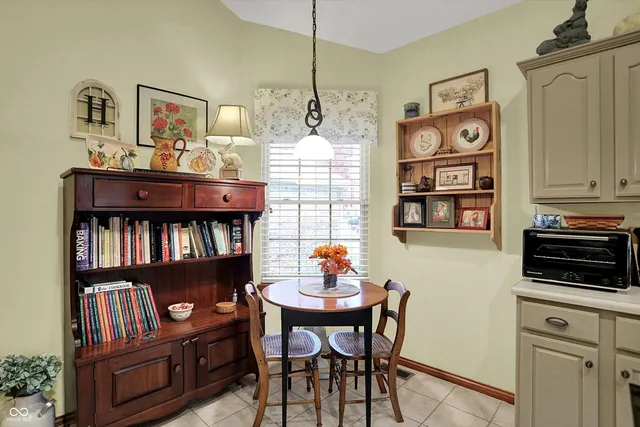 $310,000 | 3704 Cedar Cove Court, Unit 6, New Palestine, IN 46163