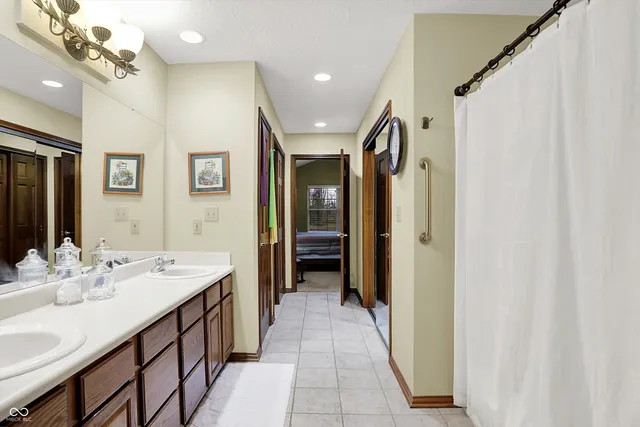 $310,000 | 3704 Cedar Cove Court, Unit 6, New Palestine, IN 46163