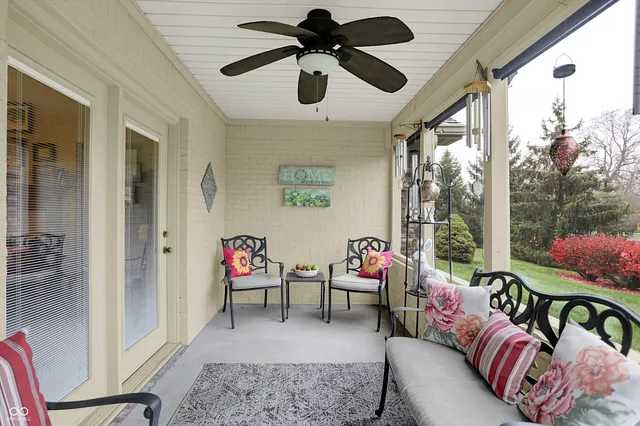 $310,000 | 3704 Cedar Cove Court, Unit 6, New Palestine, IN 46163