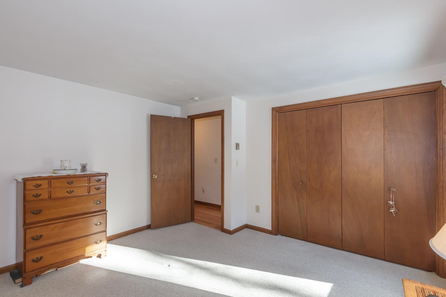 23 Redfield Circle Derry, NH 03038 - Photo 41 of 55