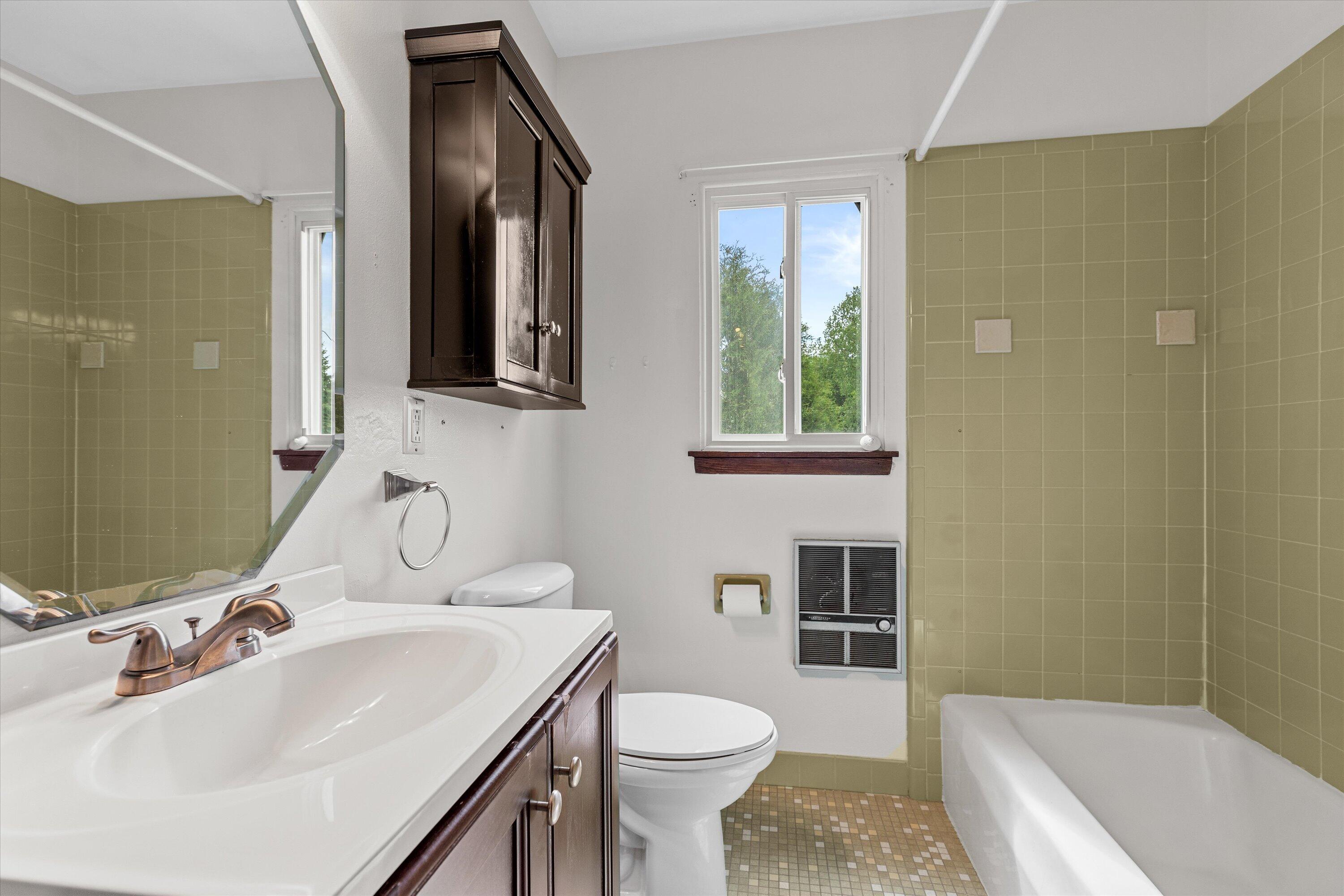 21190 Watertown Road Brookfield, WI 53045 - Photo 31 of 44 49-0G8A1908