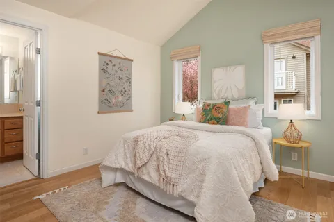 $875,000 | 3201 23rd Avenue West, Seattle, WA 98199